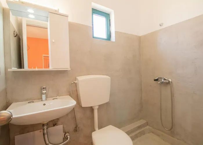 Issos Aparthotel