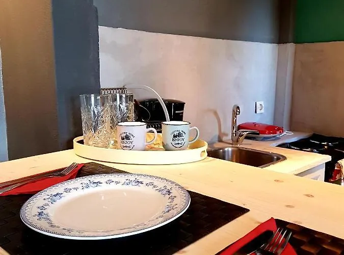 Aparthotel Issos