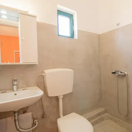 Issos Aparthotel