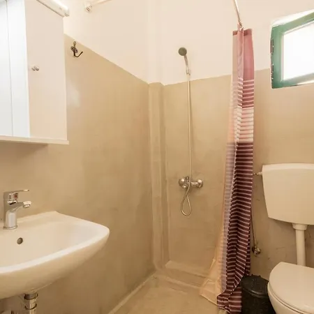 Issos Aparthotel Agios Georgios (Corfu)